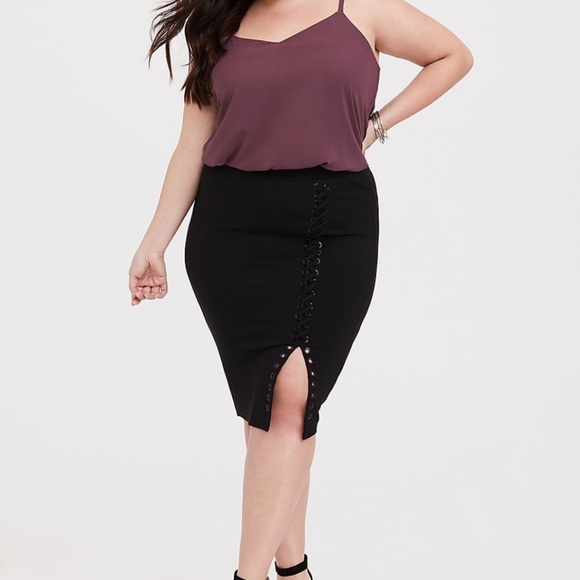 torrid Dresses & Skirts - NWT TORRID Black Ponte Lace-up Pencil Skirt sz 3x